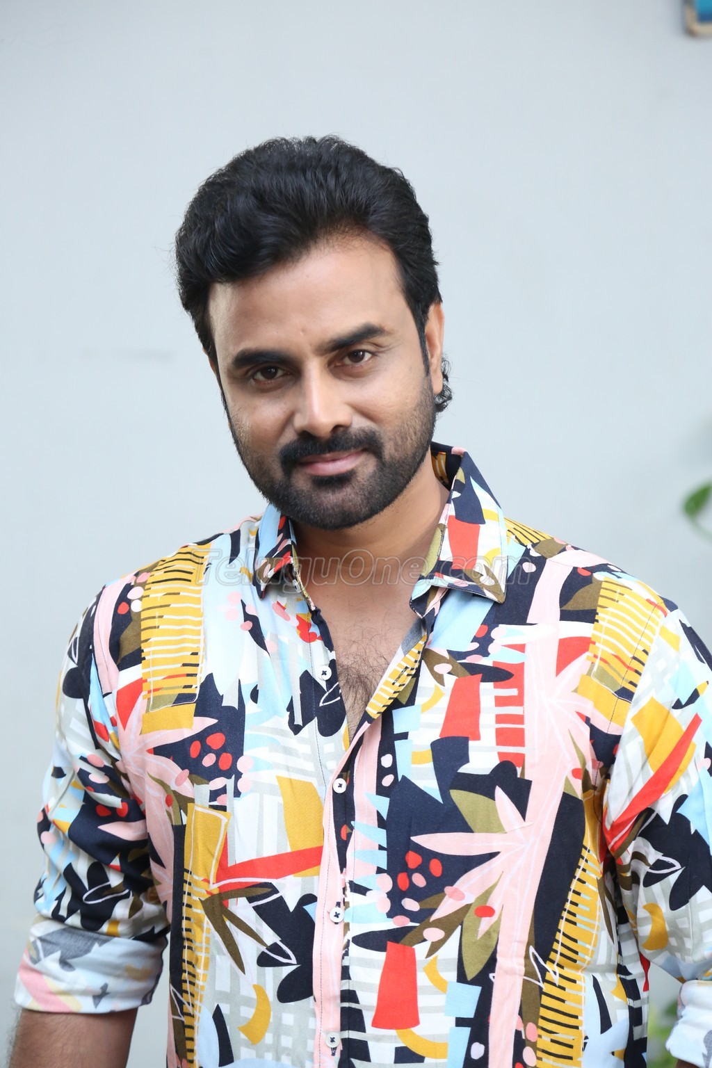 Hero Vijay Dharan Photos
